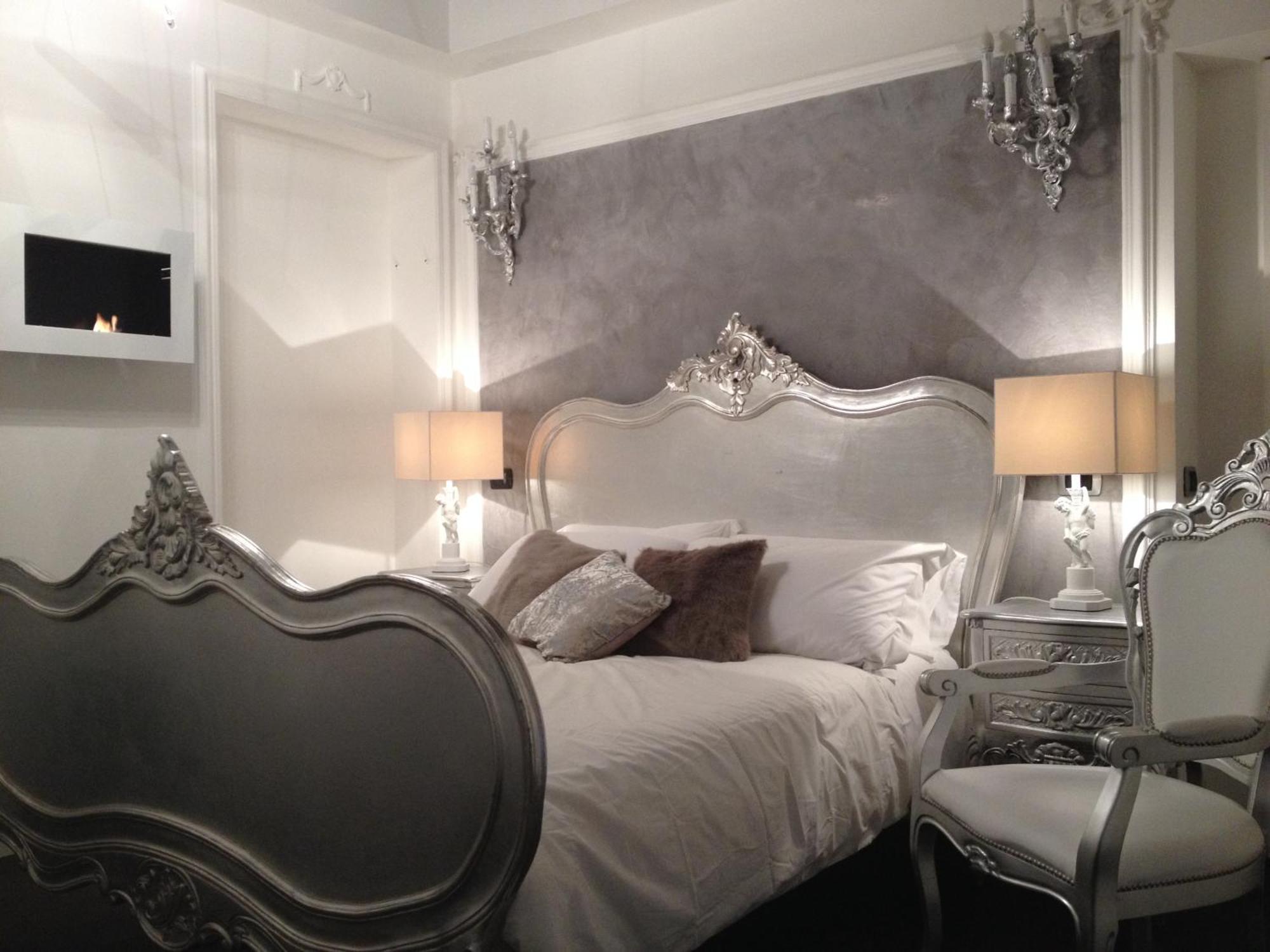 D.R.Rome Spanish Luxury Suites — Photos 1